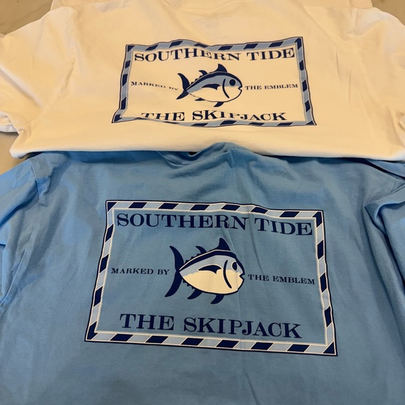 Southern Tide Other - Southern Tide Men’s Pair of White and Light Blue Logo Tees, size M, EUC